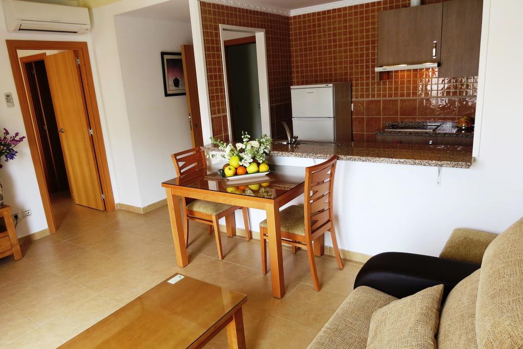 Apartamentos Turisticos Las Yucas Torre Del Mar Extérieur photo