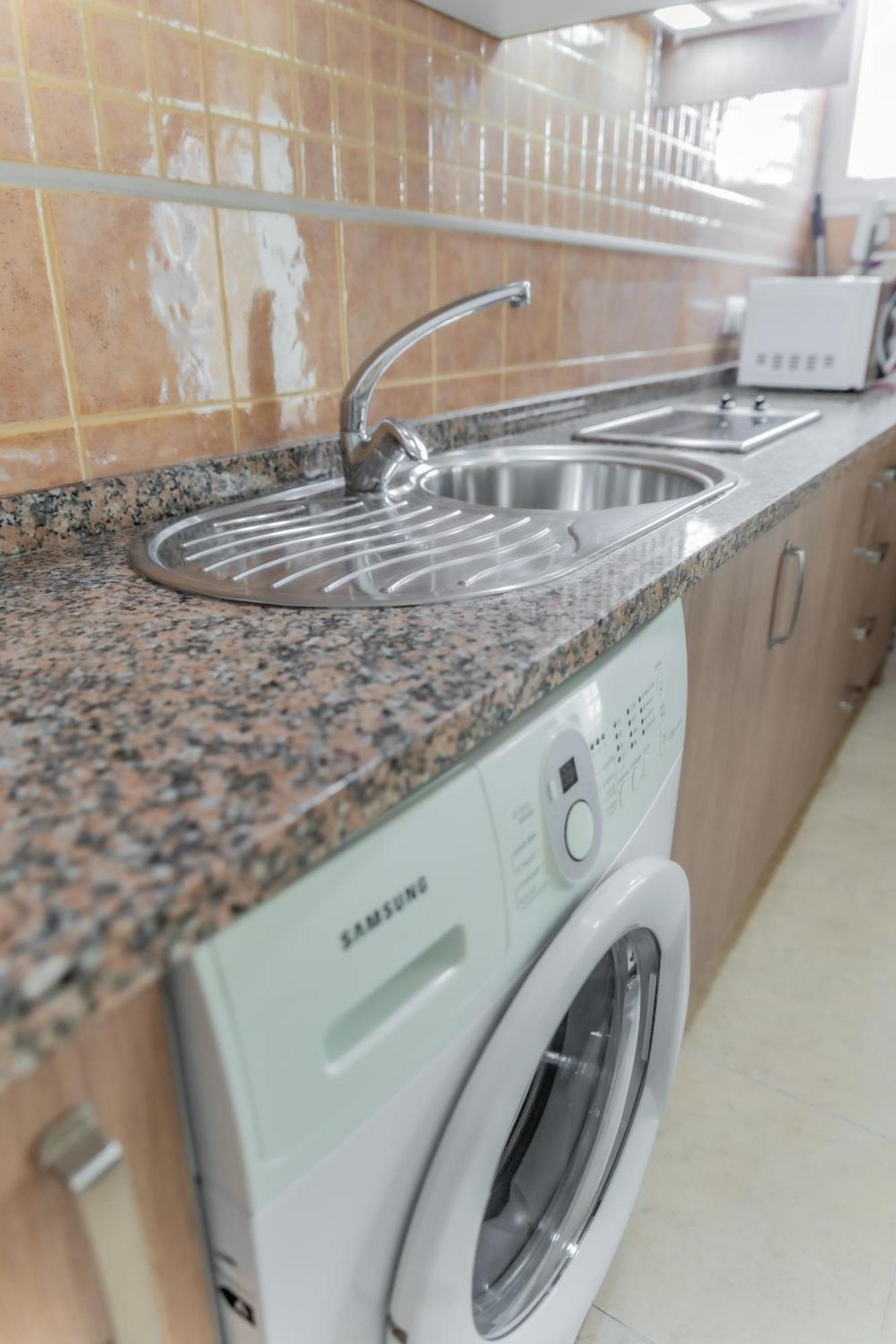 Apartamentos Turisticos Las Yucas Torre Del Mar Extérieur photo