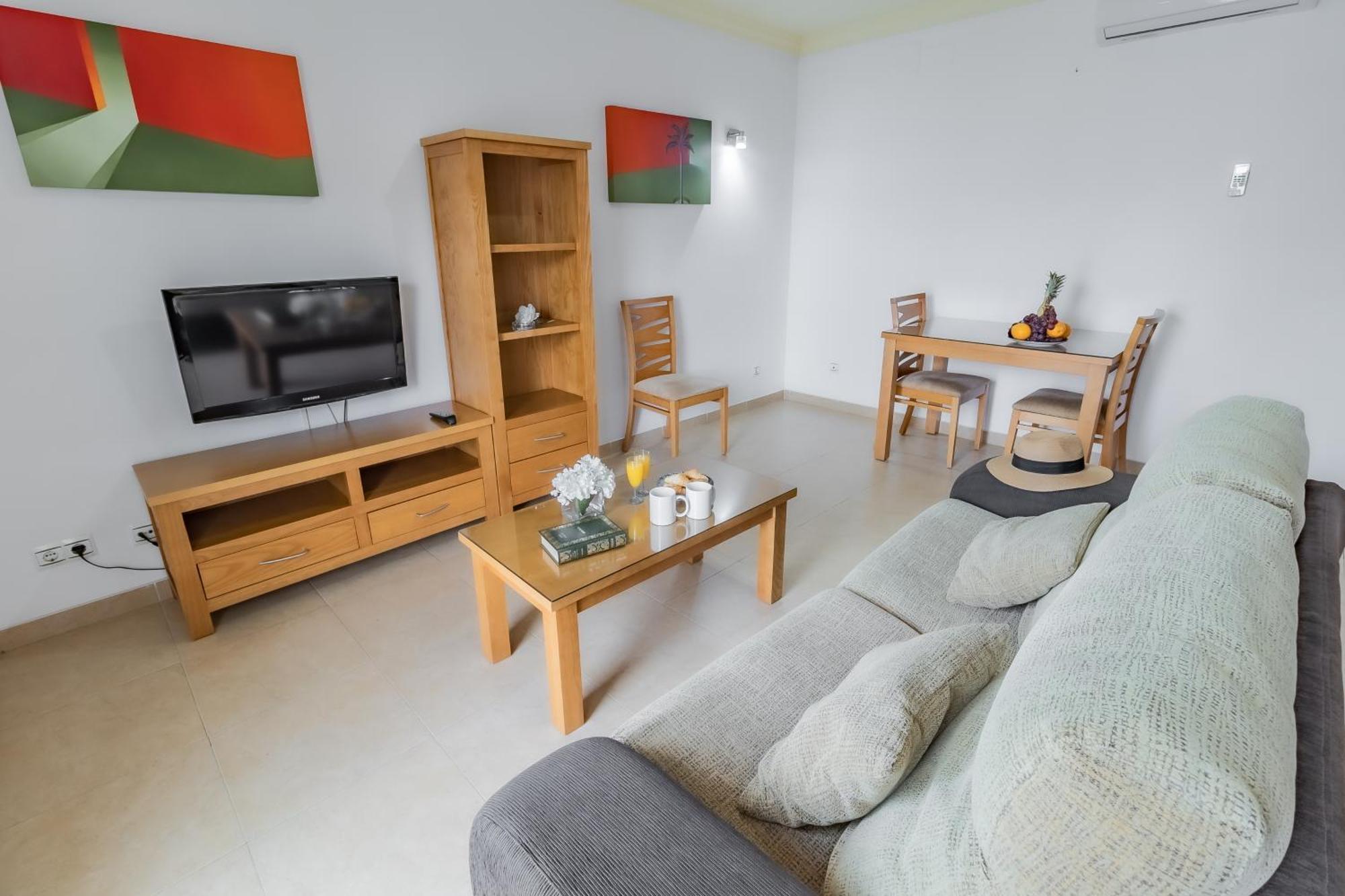 Apartamentos Turisticos Las Yucas Torre Del Mar Extérieur photo