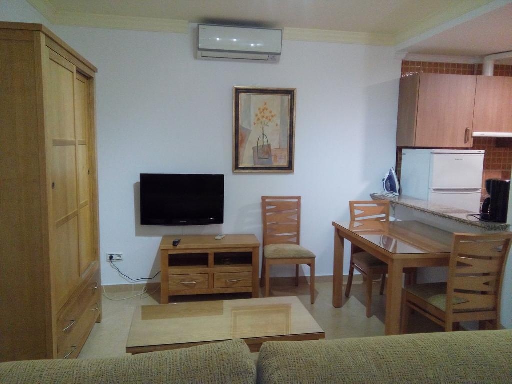 Apartamentos Turisticos Las Yucas Torre Del Mar Extérieur photo